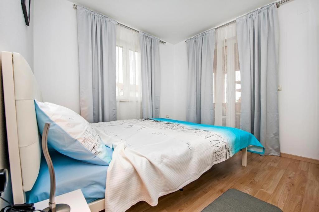 Aria Room And Apartmant Fuga Rovinj Extérieur photo
