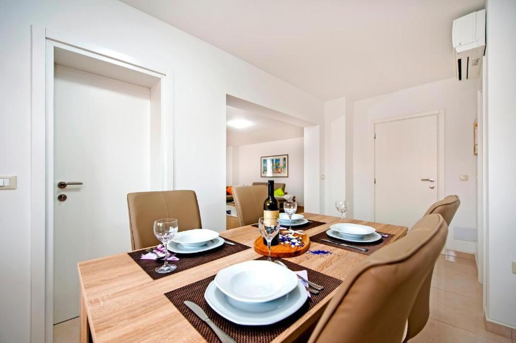 Aria Room And Apartmant Fuga Rovinj Extérieur photo
