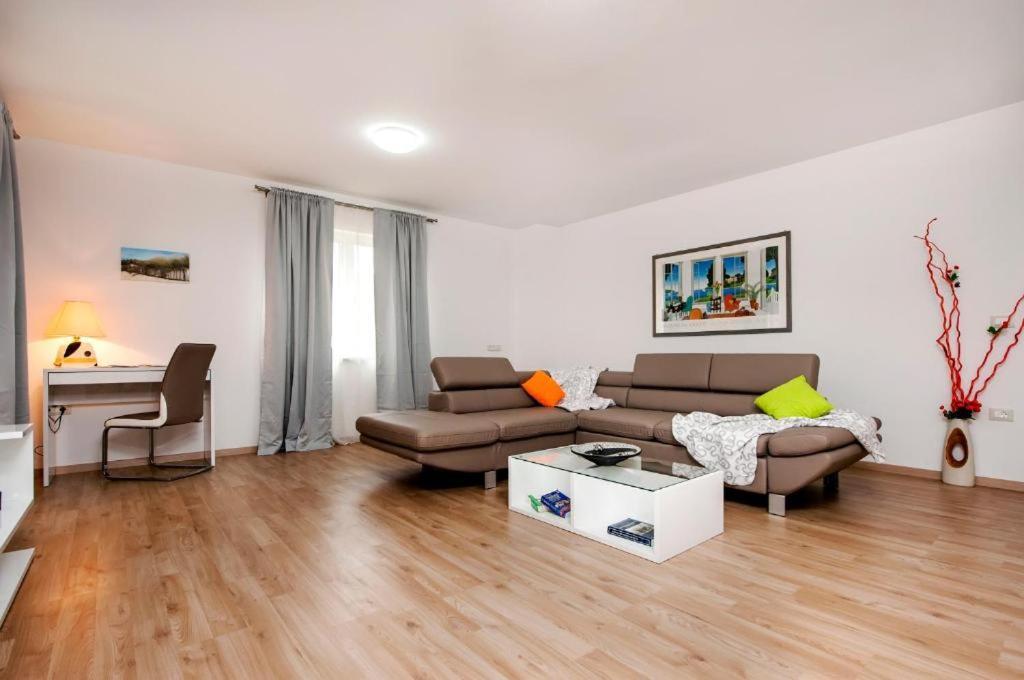 Aria Room And Apartmant Fuga Rovinj Extérieur photo
