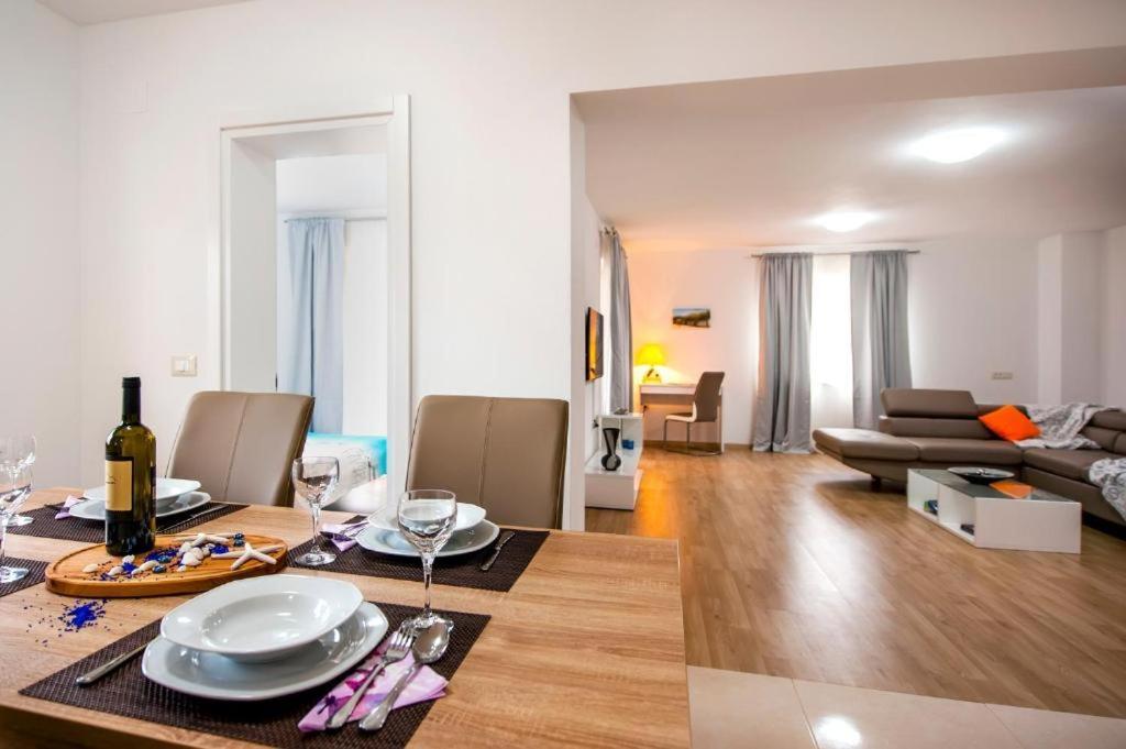 Aria Room And Apartmant Fuga Rovinj Extérieur photo